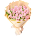 35 розовых тюльпанов